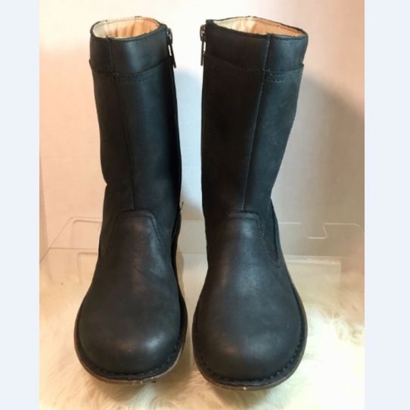 black leather ugg boots